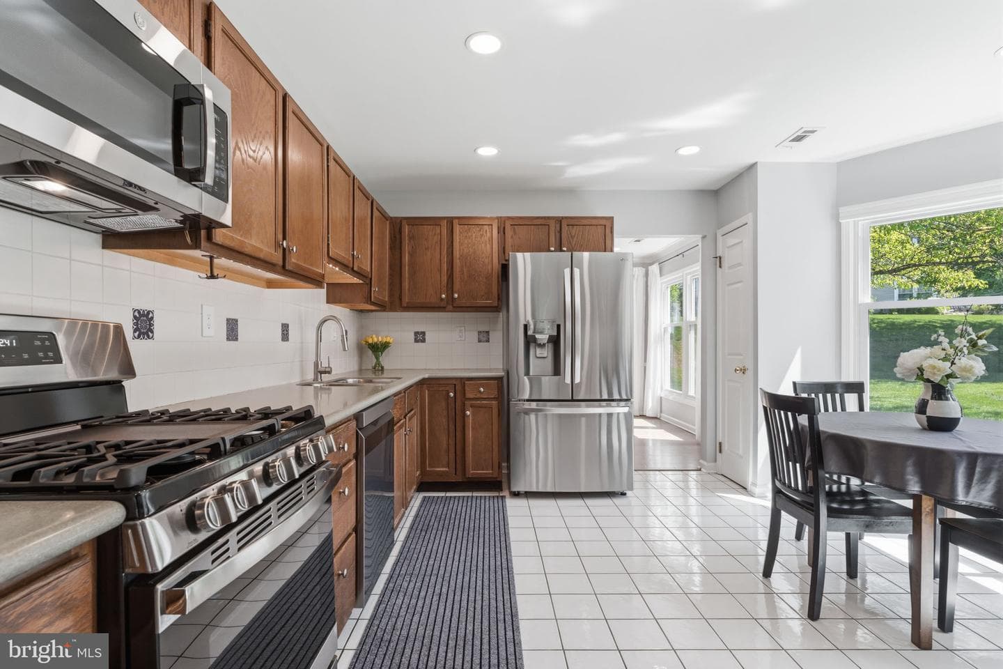 7 Randolph Court photo 10