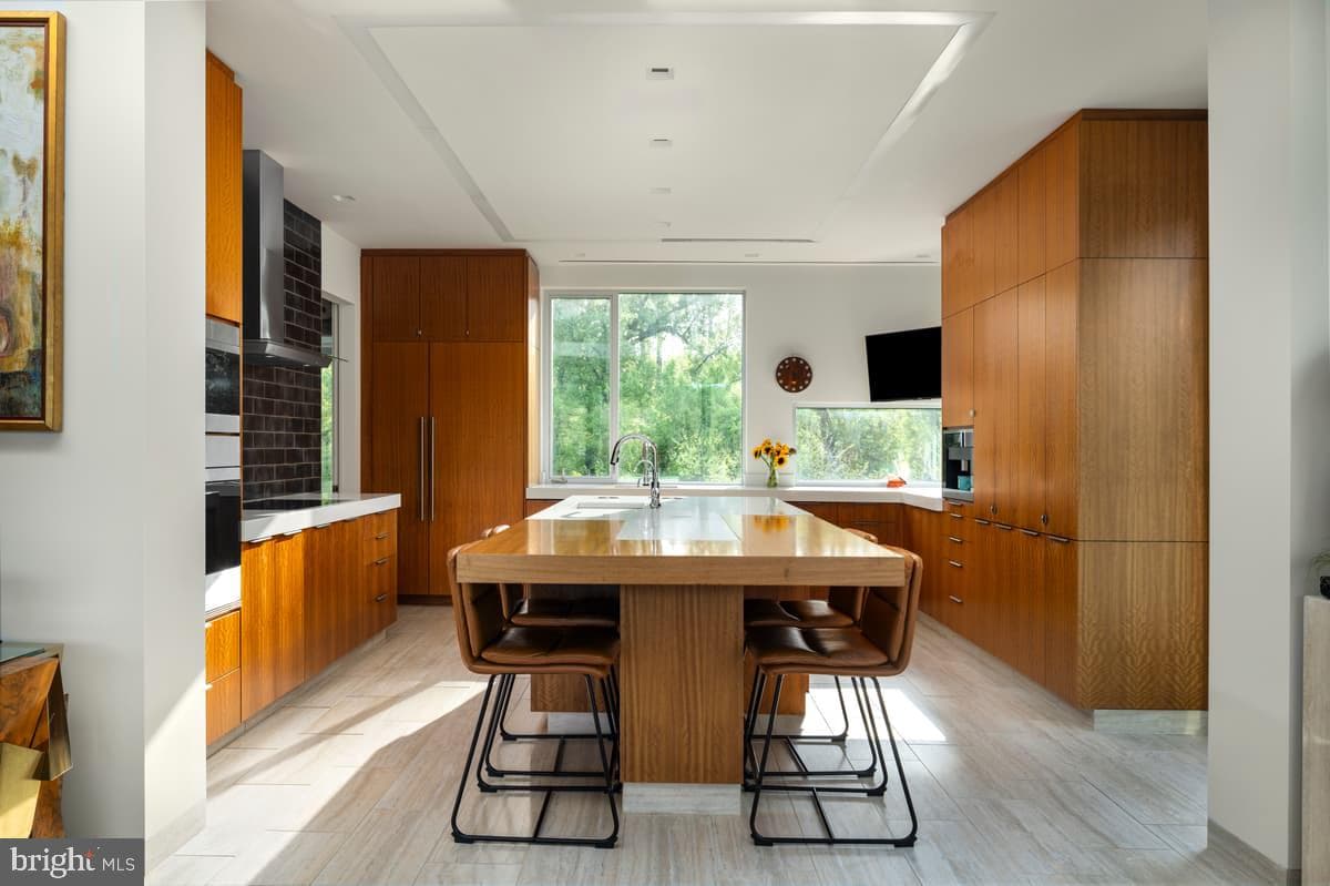 2710 River Road photo 40