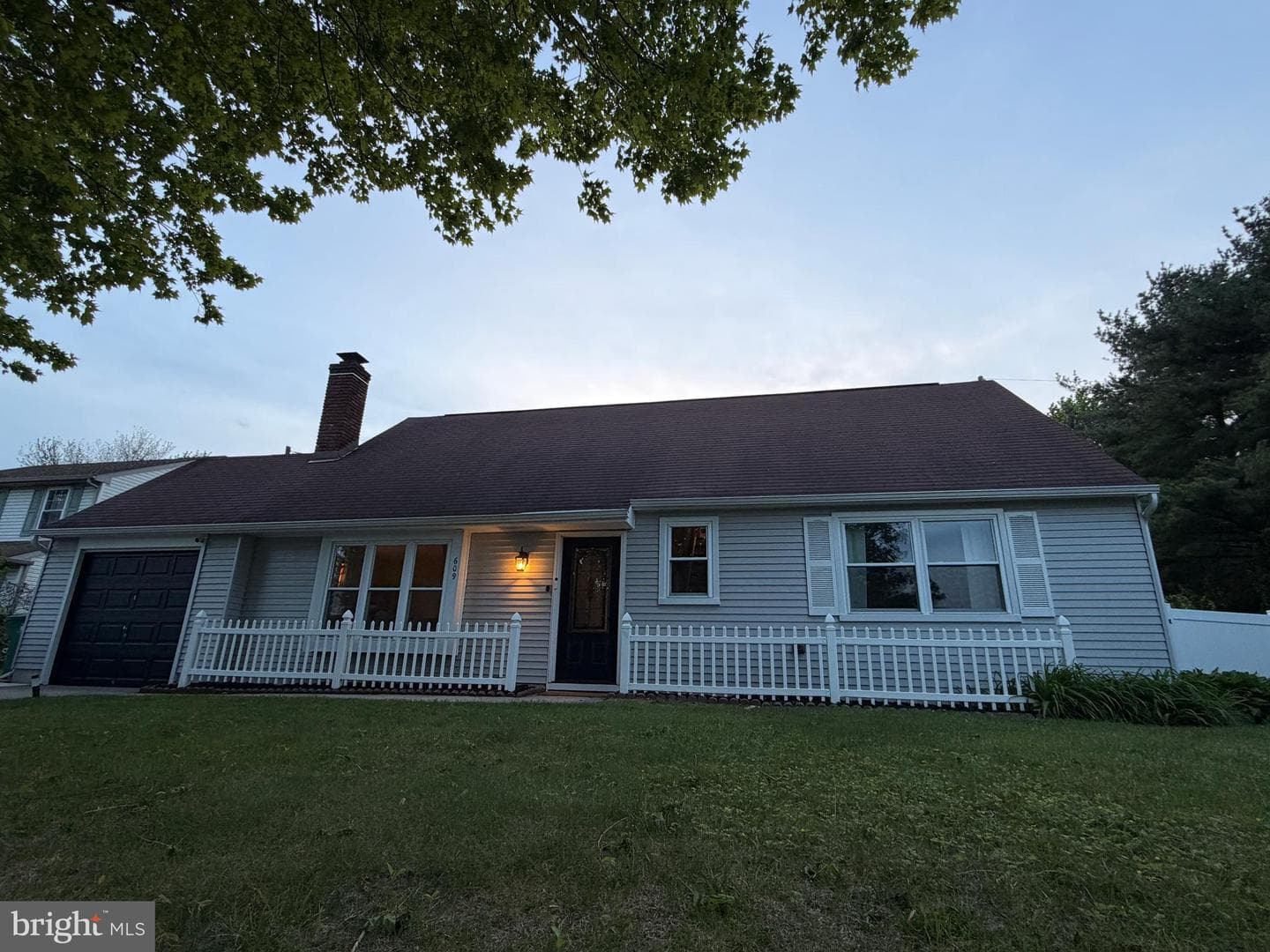 609 S Queen Anne Drive