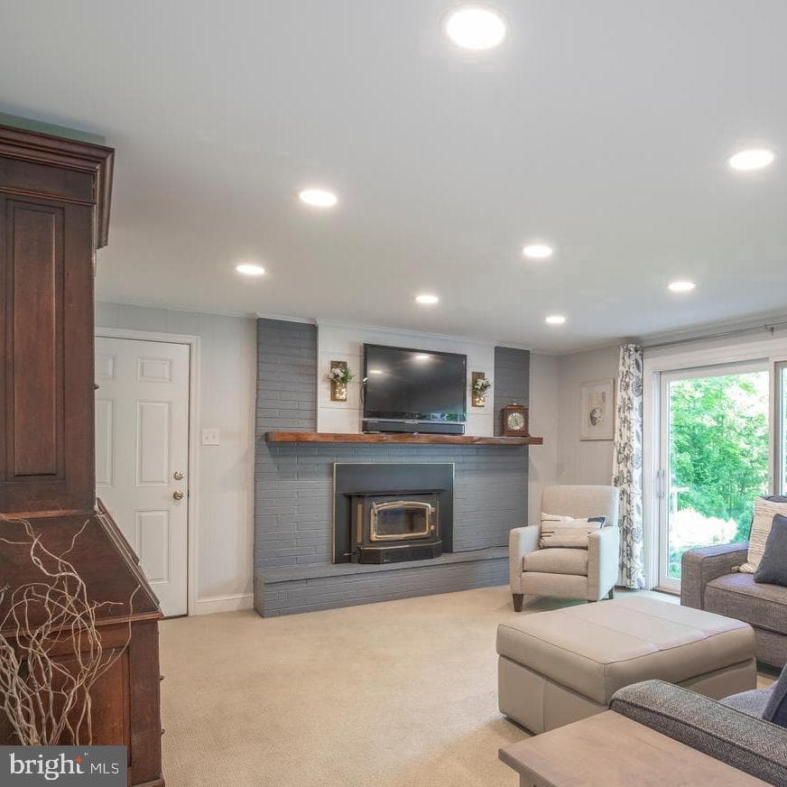 90 Buttonwood Lane photo 33