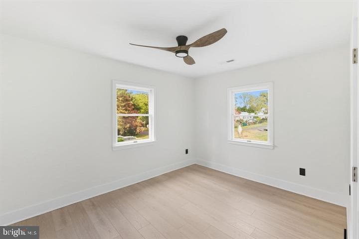 166 N Hawthorne Avenue photo 18
