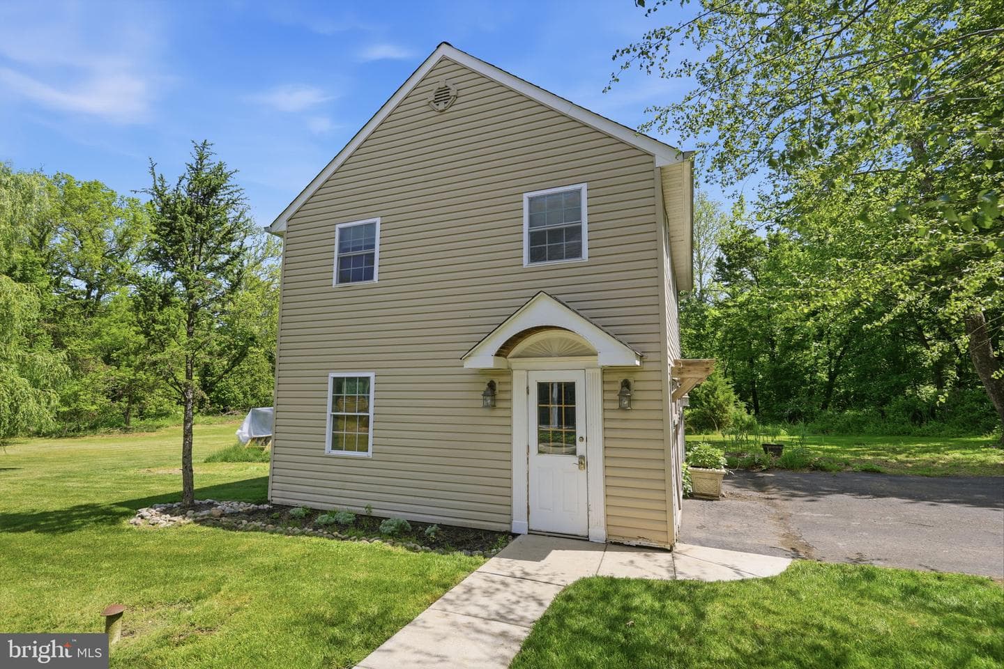 726 Bridgetown Pike photo 64