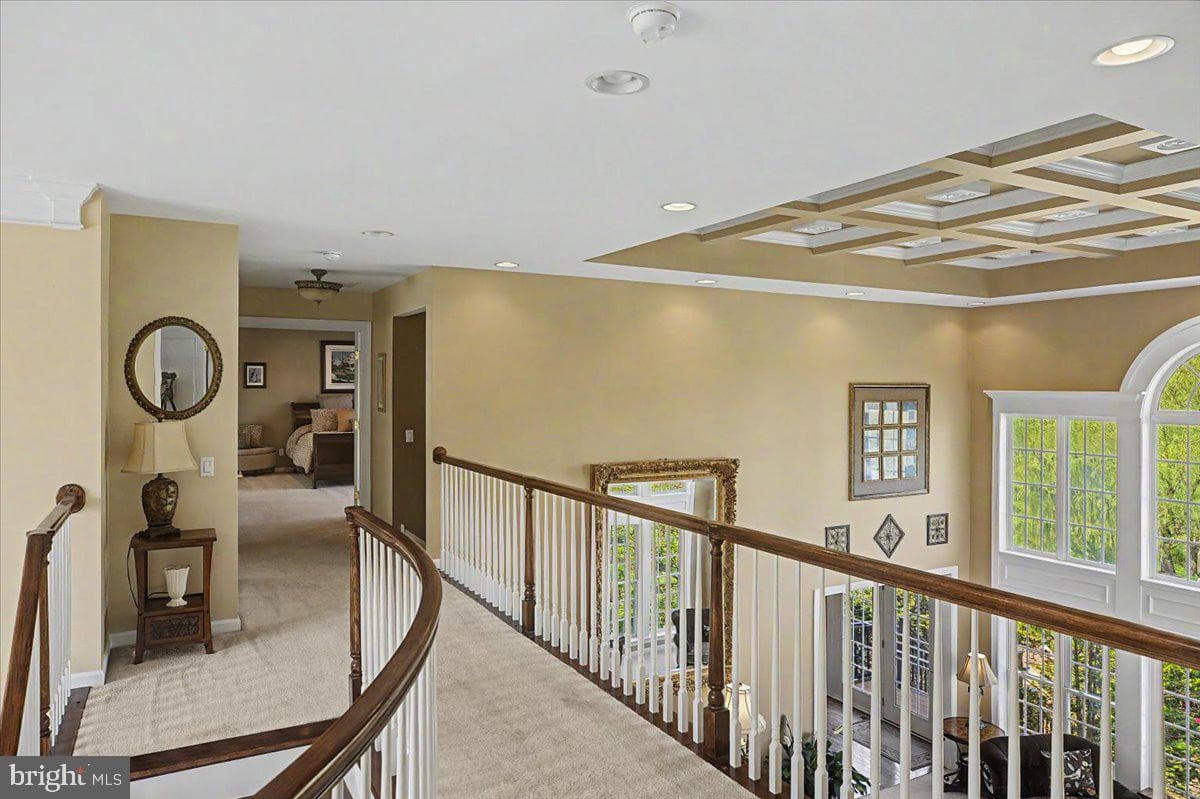 104 Meadowview Drive photo 35
