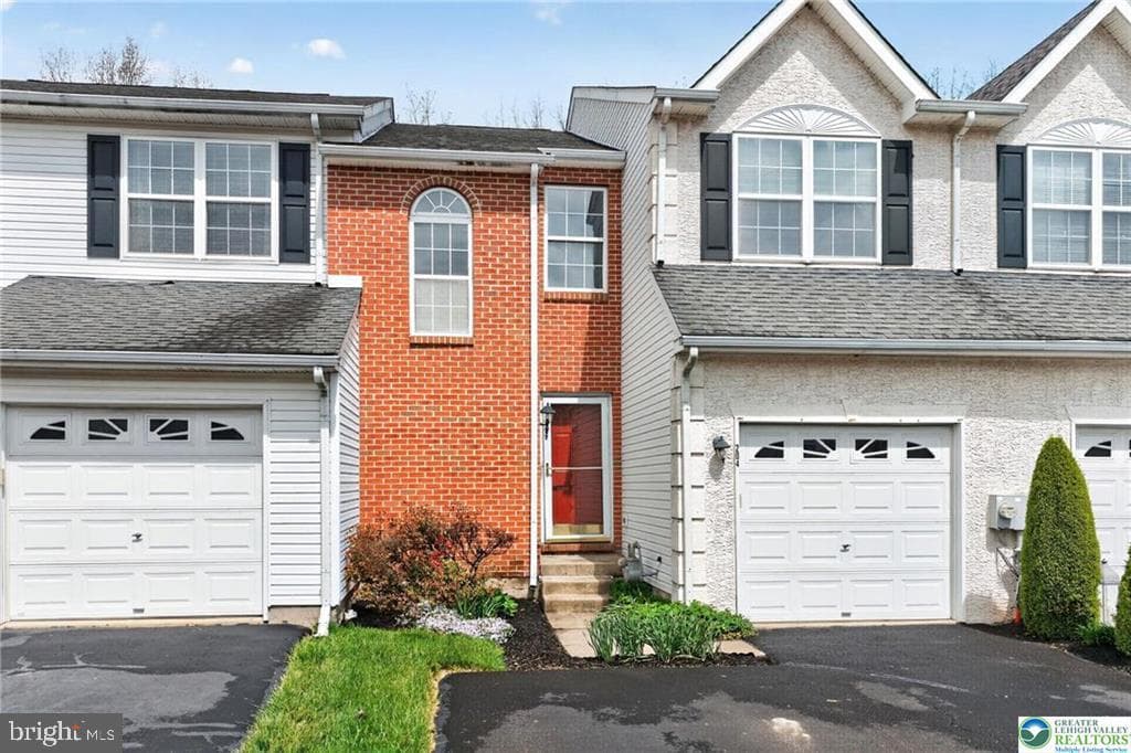 204 Hampshire Drive