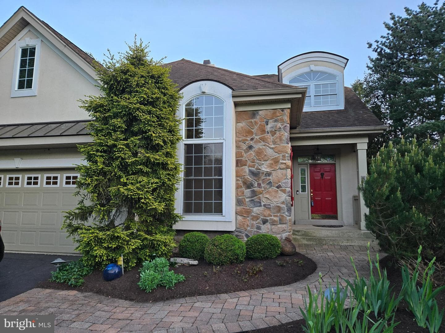424 Snowy Owl Lane