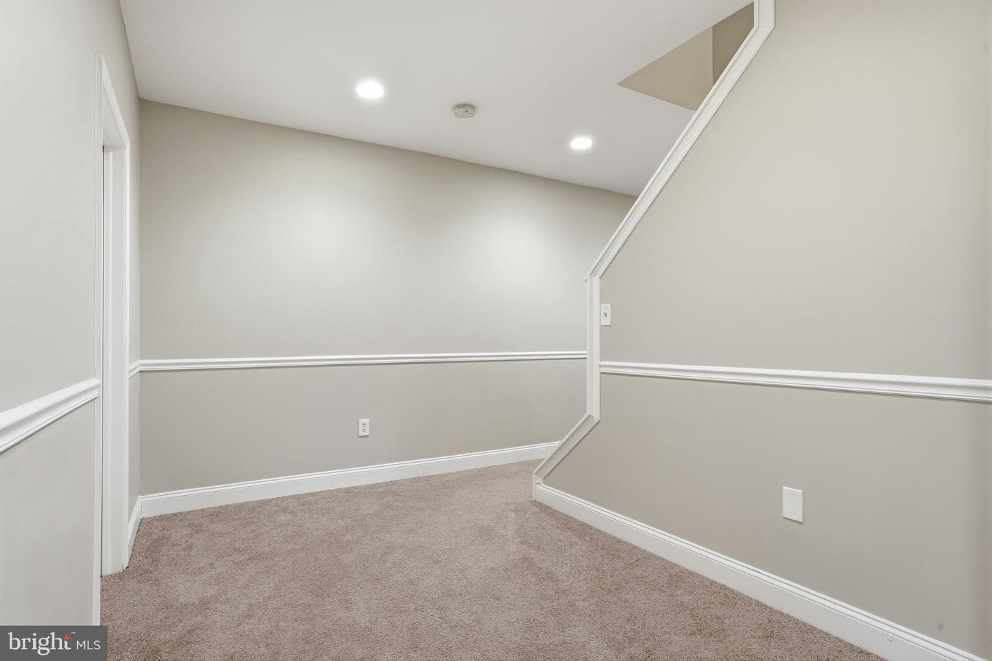 139 Statesman Road photo 42