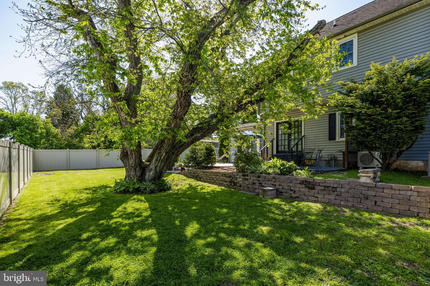 131 N Hawthorne Avenue photo 66
