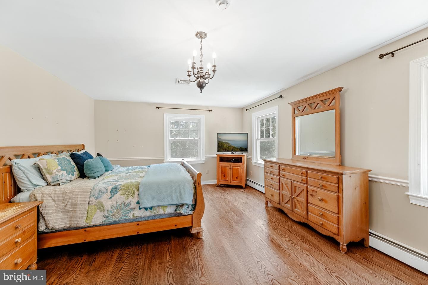 290 Foxcroft Drive photo 38