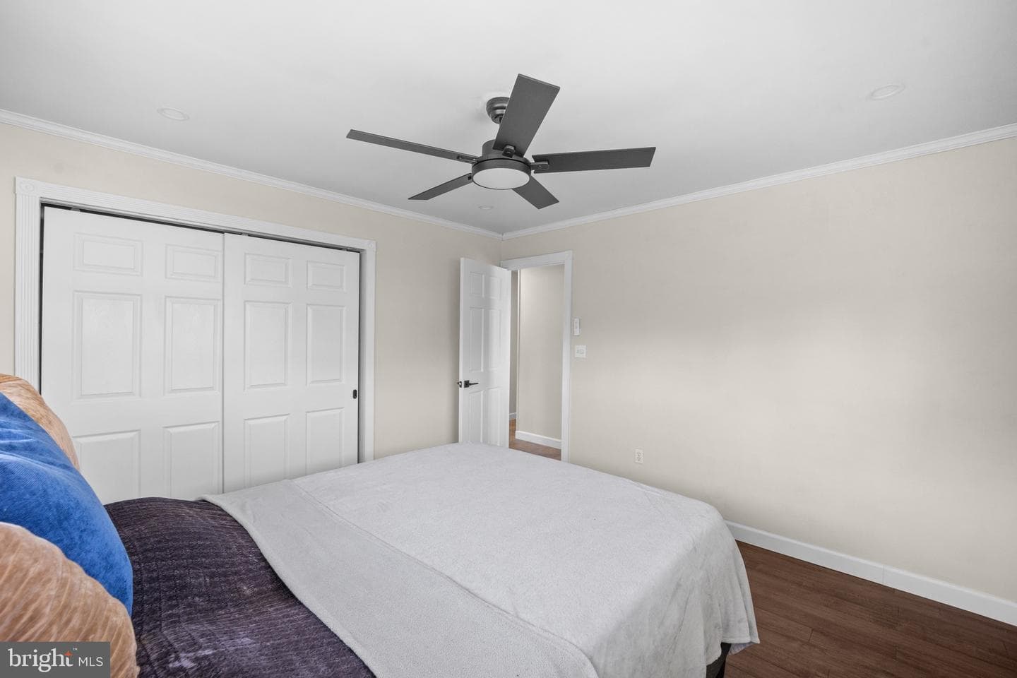 264 Goldenridge Drive photo 13