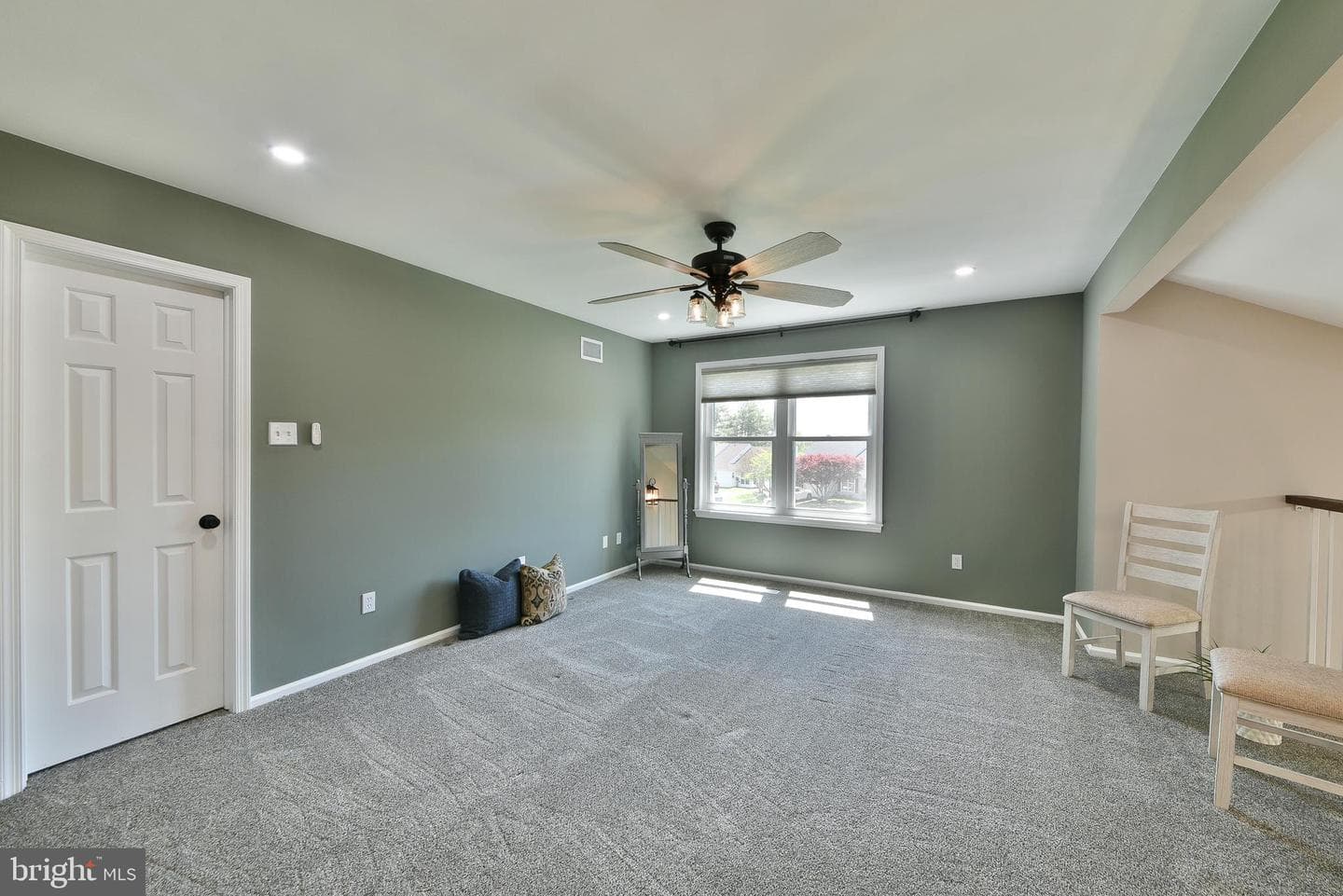172 Meadowview Court photo 33