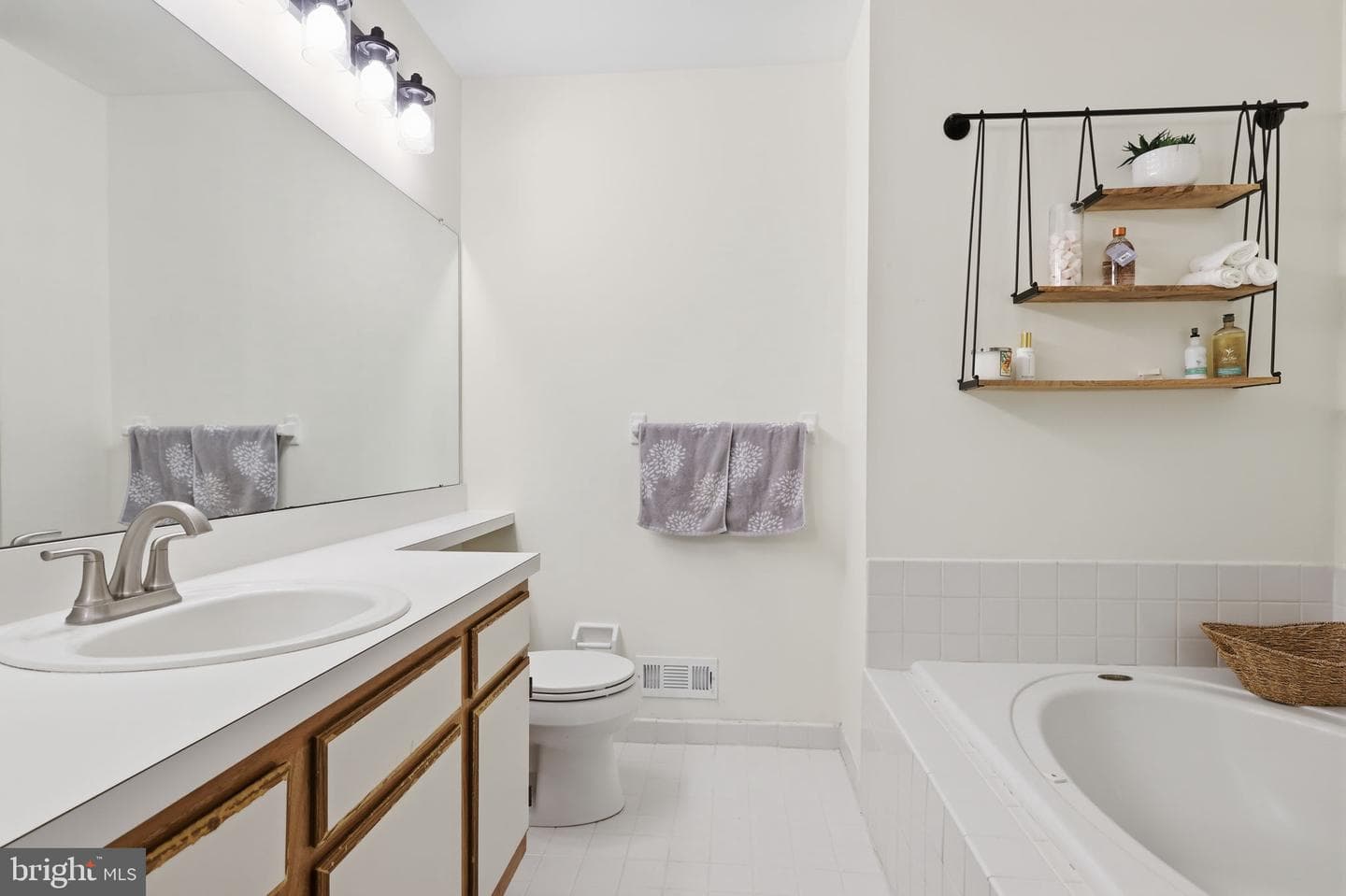 64 Quince Circle photo 28