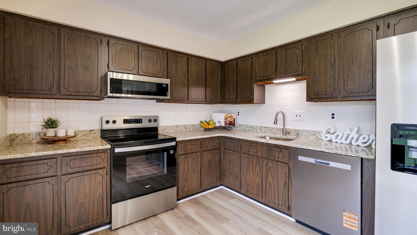 48 Cartlane Circle photo 11