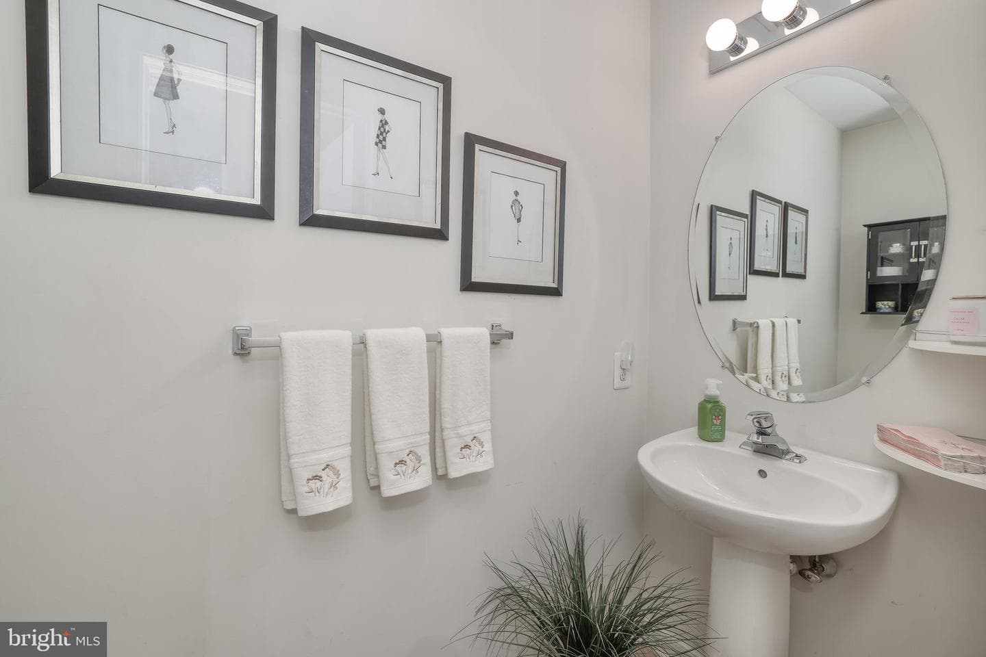 17 Black Eyed Susan Road photo 20