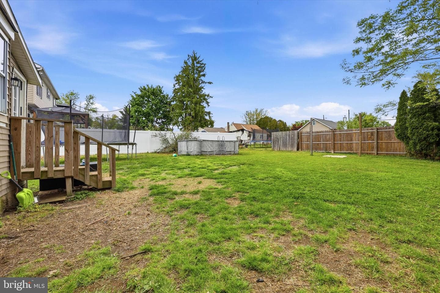 925 Excelsior Avenue photo 4