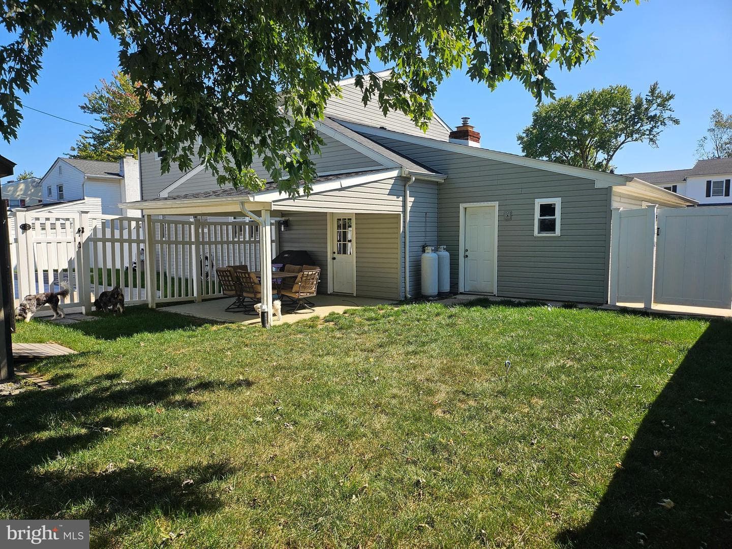 513 Valmore Road photo 24