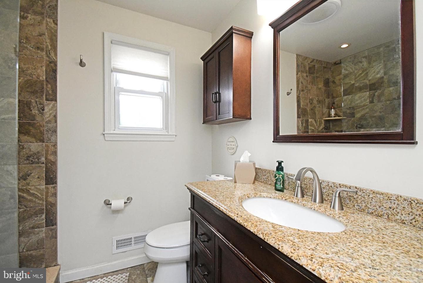 712 Ivyland Road photo 20