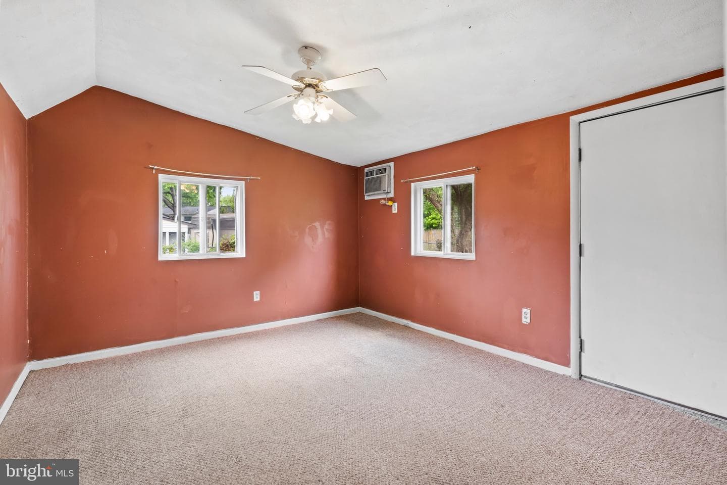 82 Forsythia Drive E #E photo 27