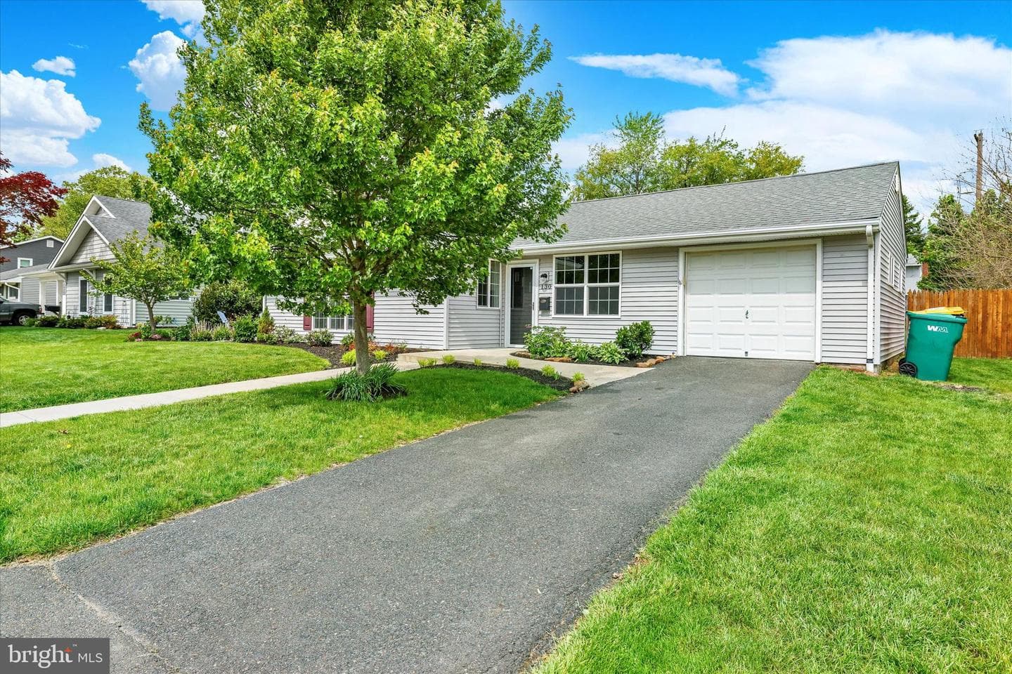130 Winding Way photo 3