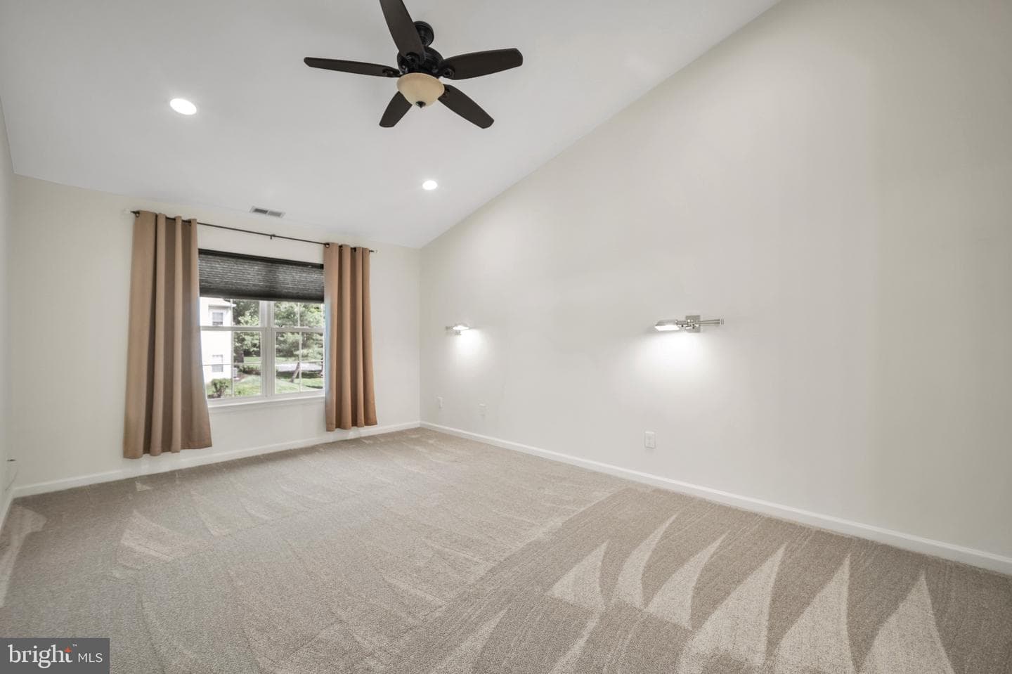 2402 Waterford Road #94 photo 4
