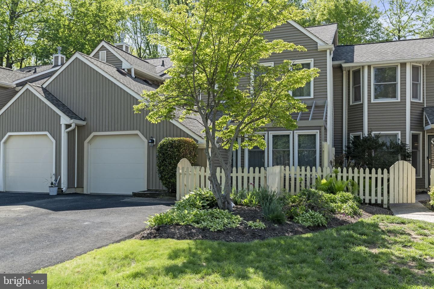 1563 Applewood Circle photo 38