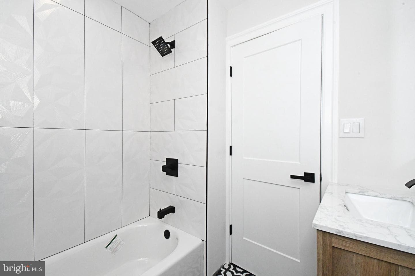 1554 Park Drive photo 38