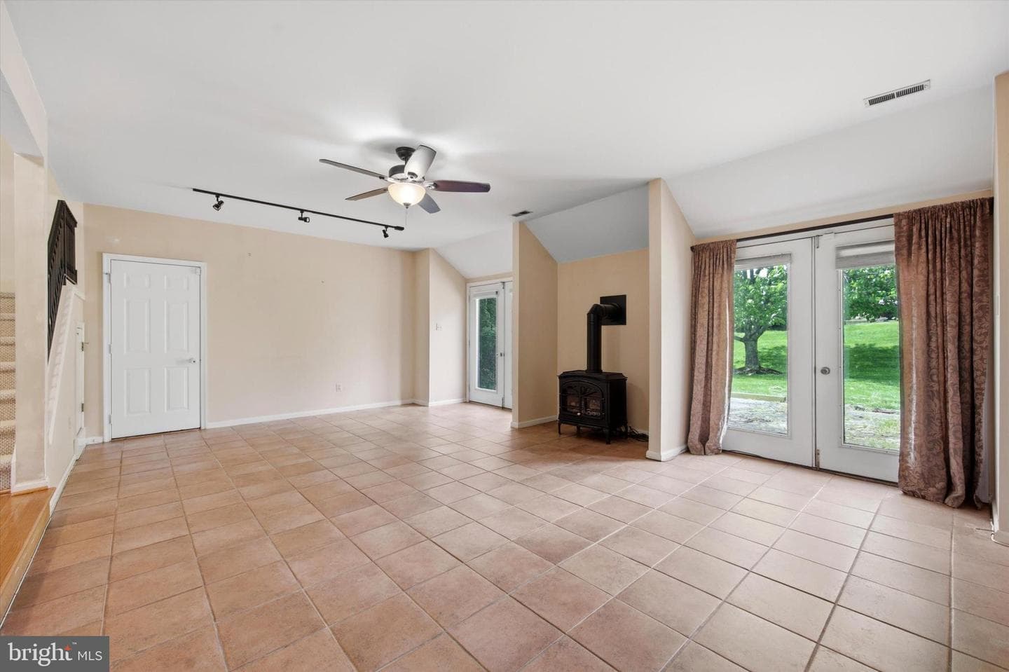 157 Beckys Corner photo 9
