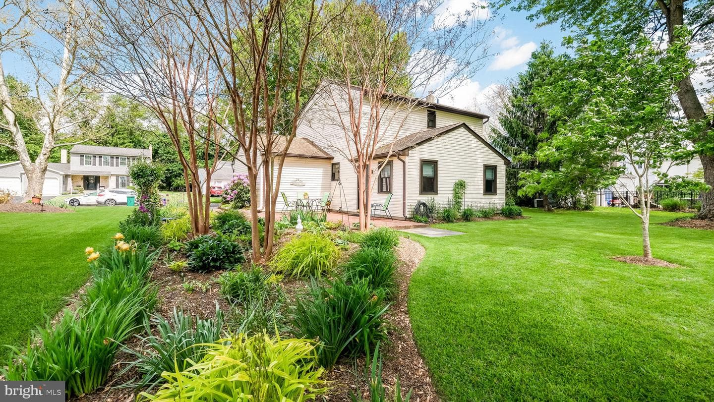 74 Basil Road photo 33