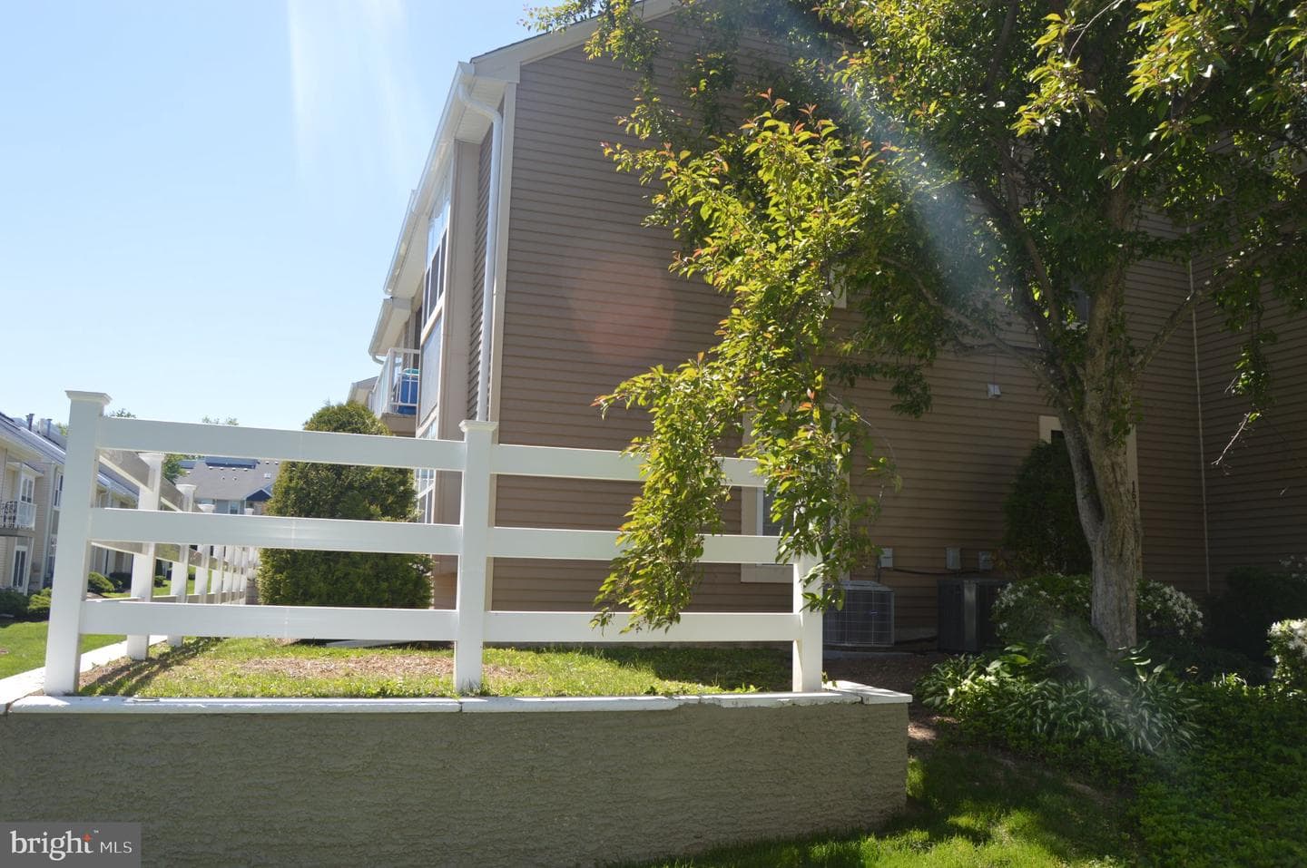 1603 Society Place photo 22