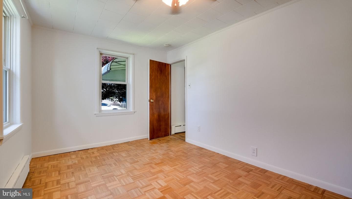 334 Mckinley Street photo 17