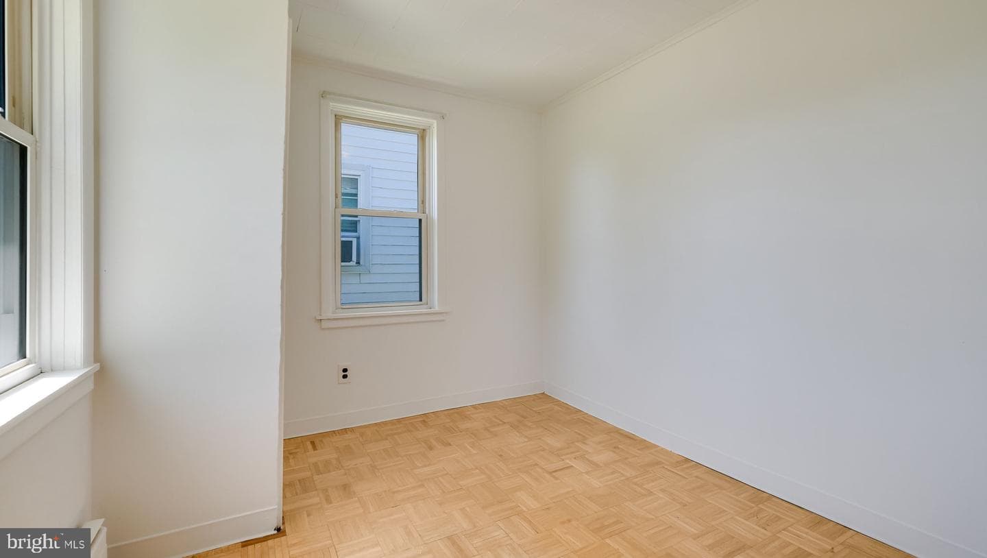 334 Mckinley Street photo 18