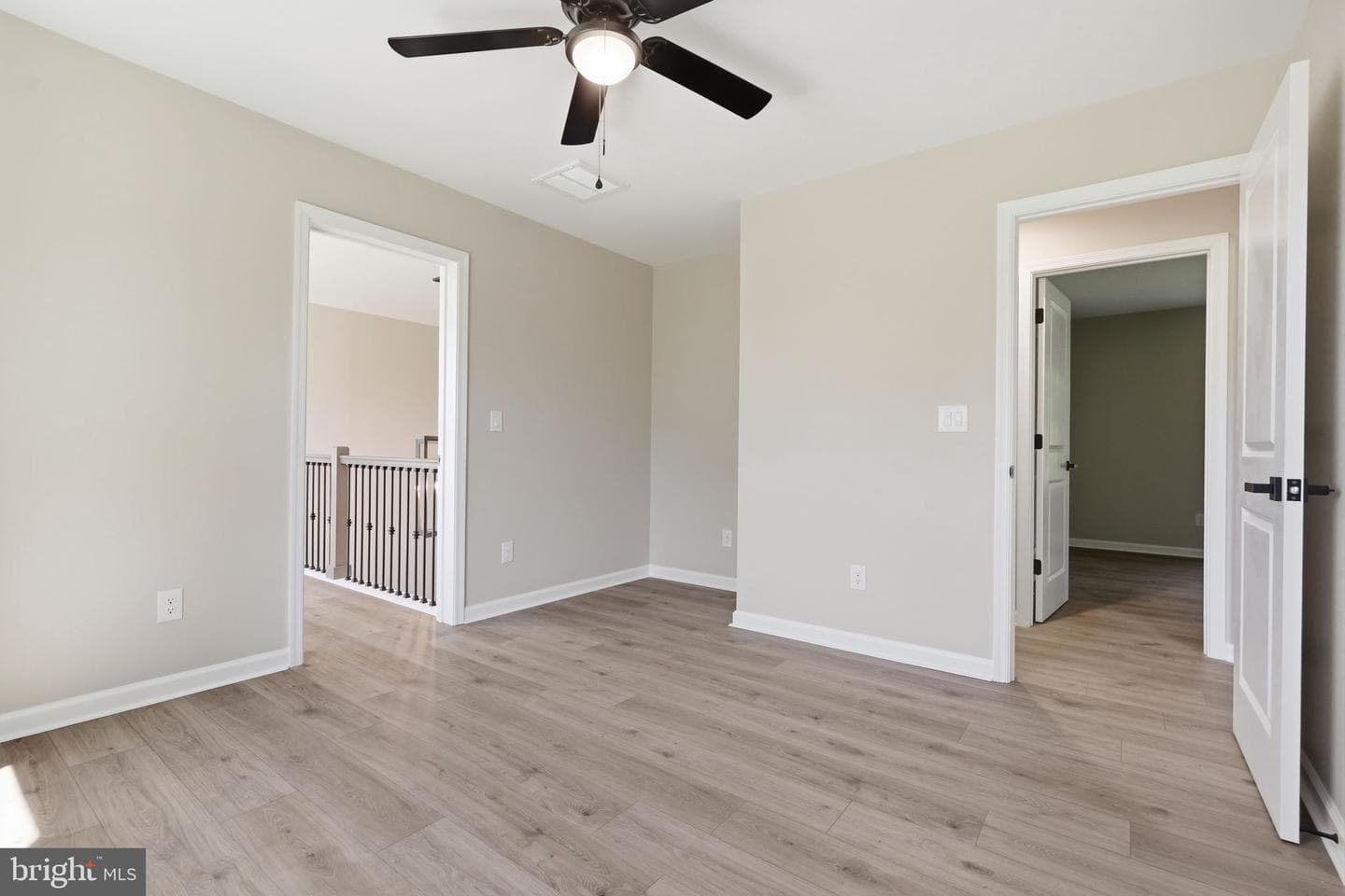 891 Reading Avenue photo 31