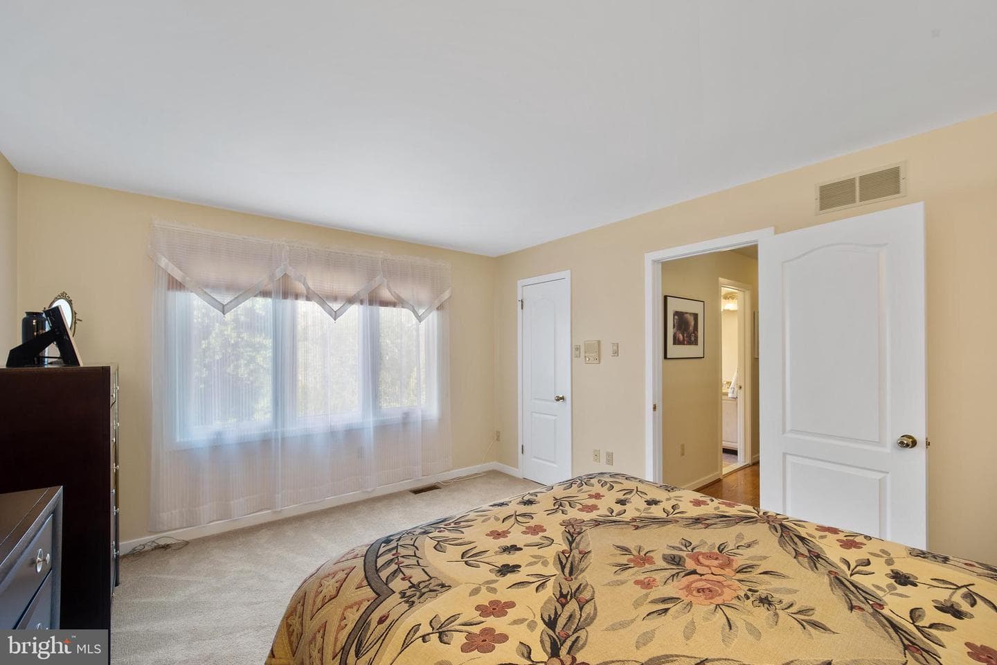 12 Tanyard Road photo 36
