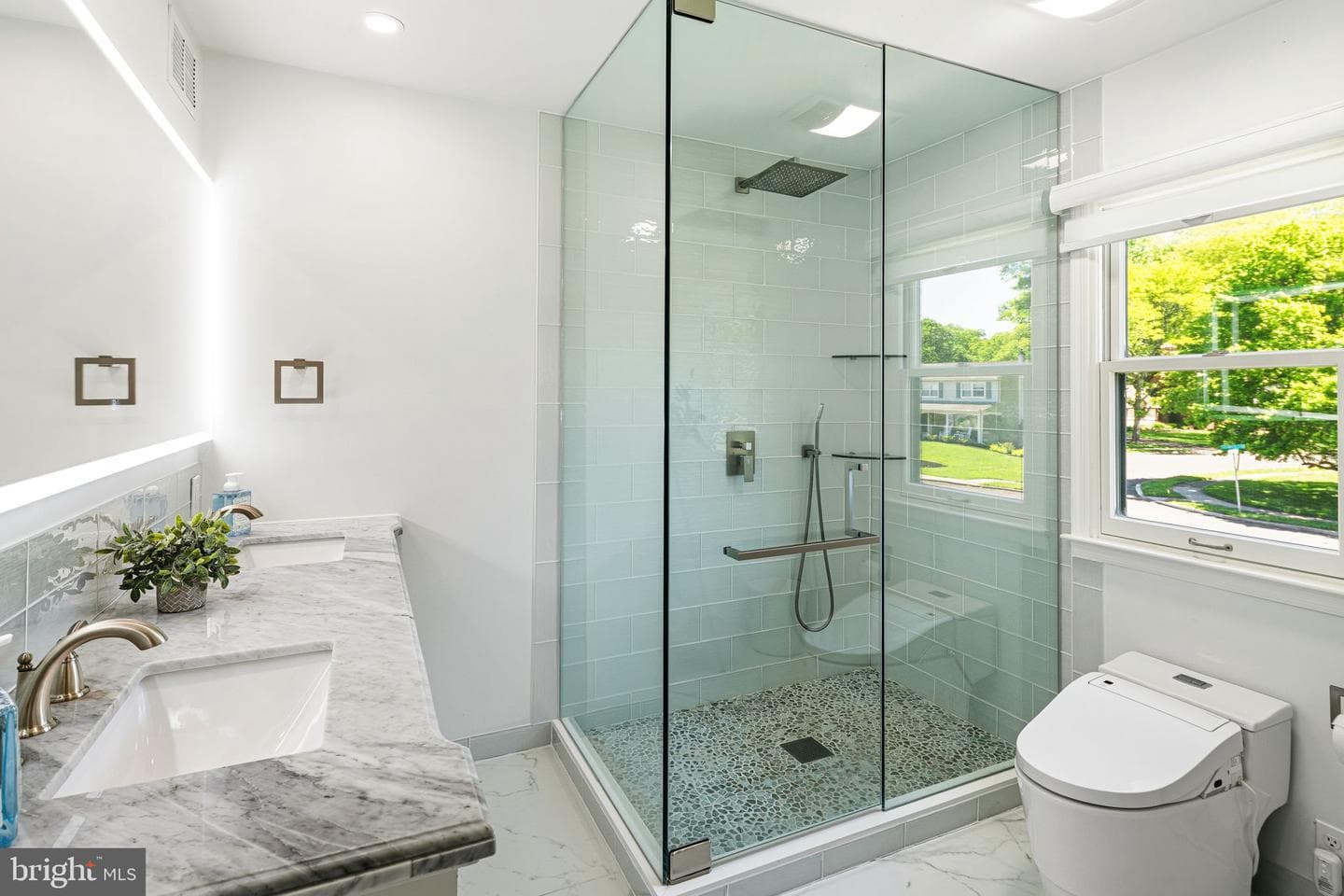 329 Sherwood Drive photo 35
