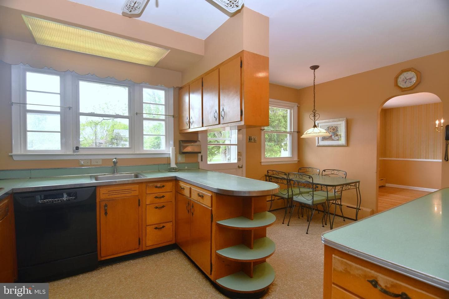 800 Bluebell Road photo 10