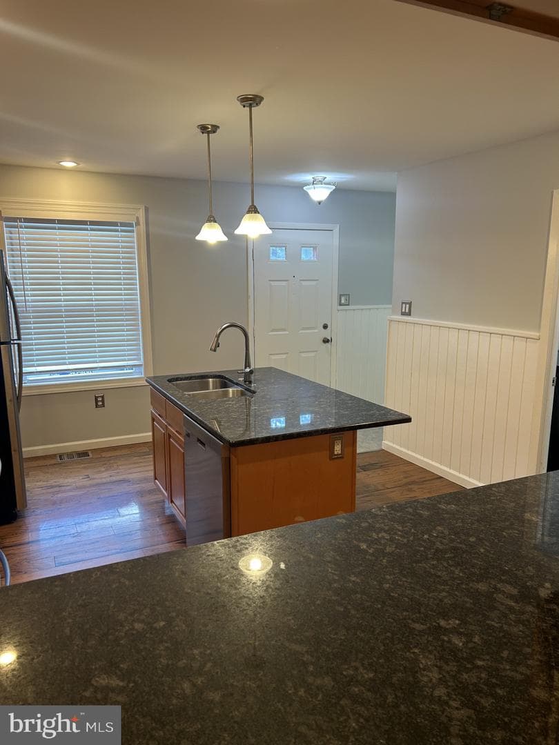 937 Bancroft Place photo 5