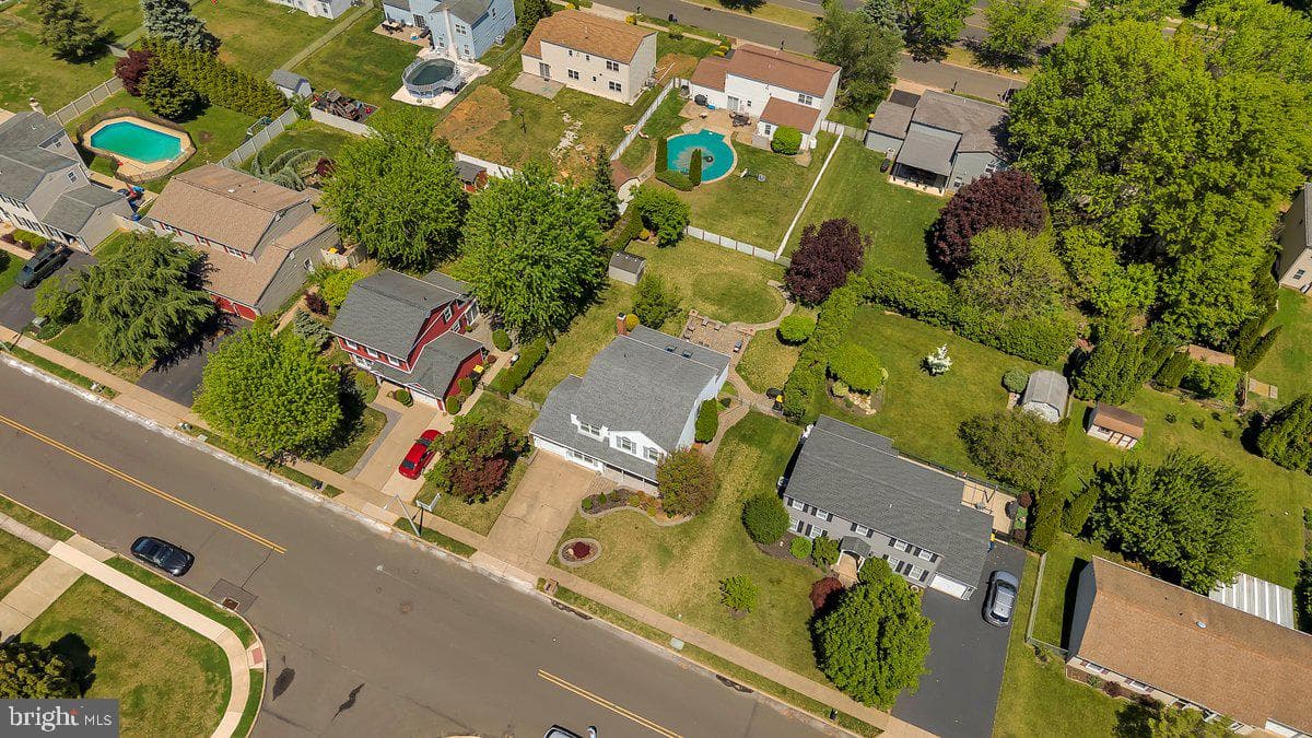 2942 Wexford Road photo 37