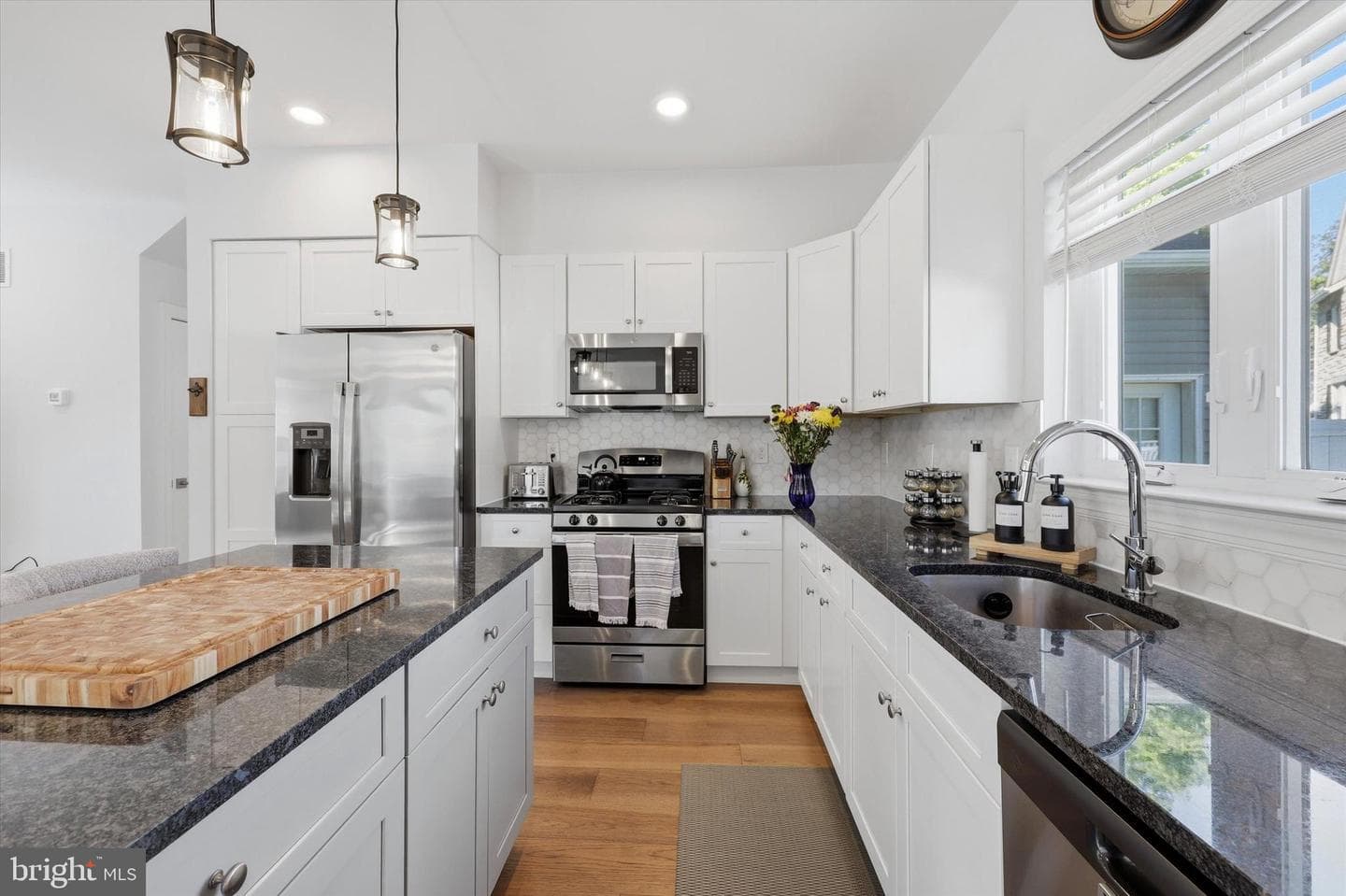 983 Highland Avenue photo 9