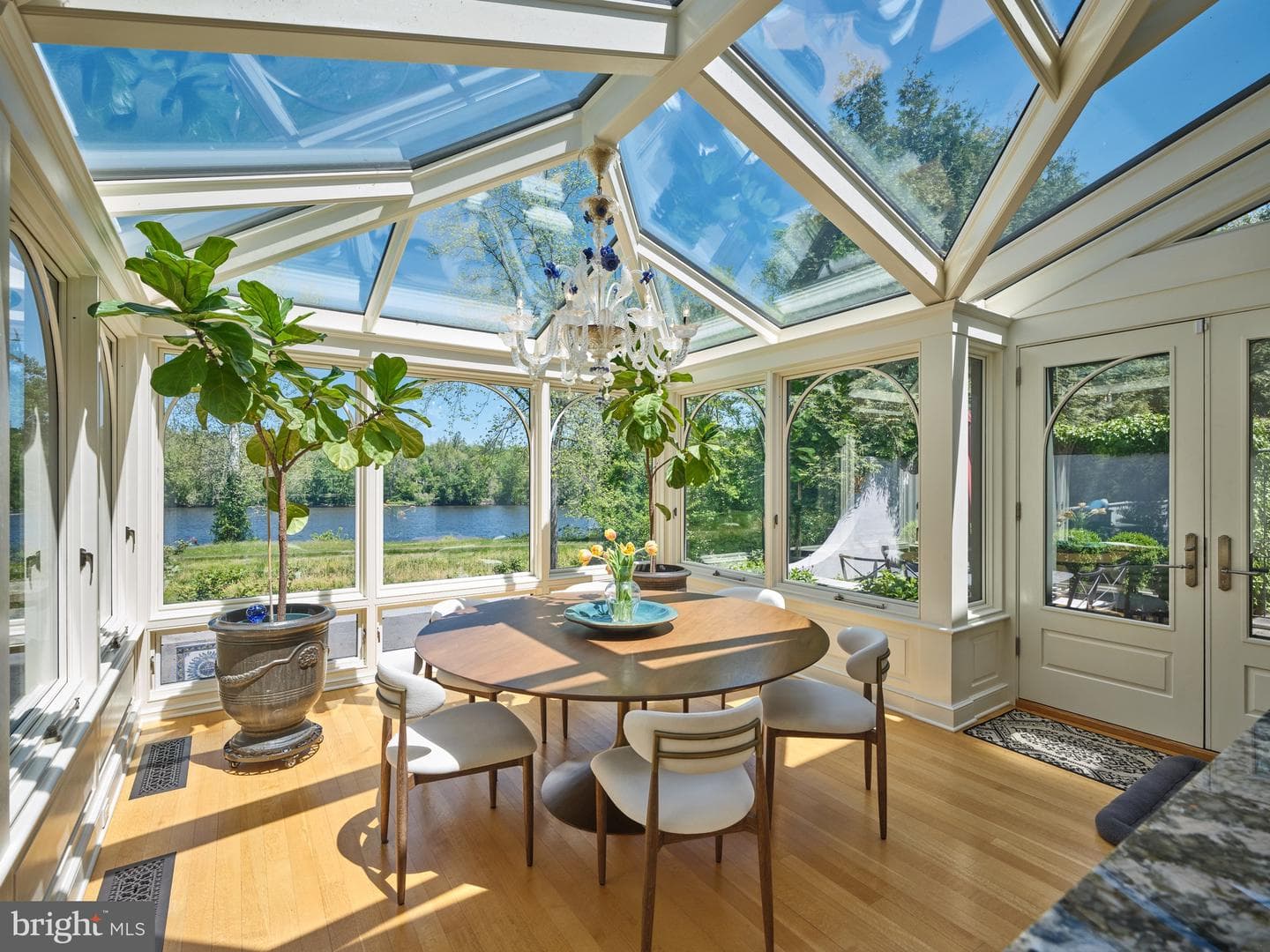3052 River Road photo 23