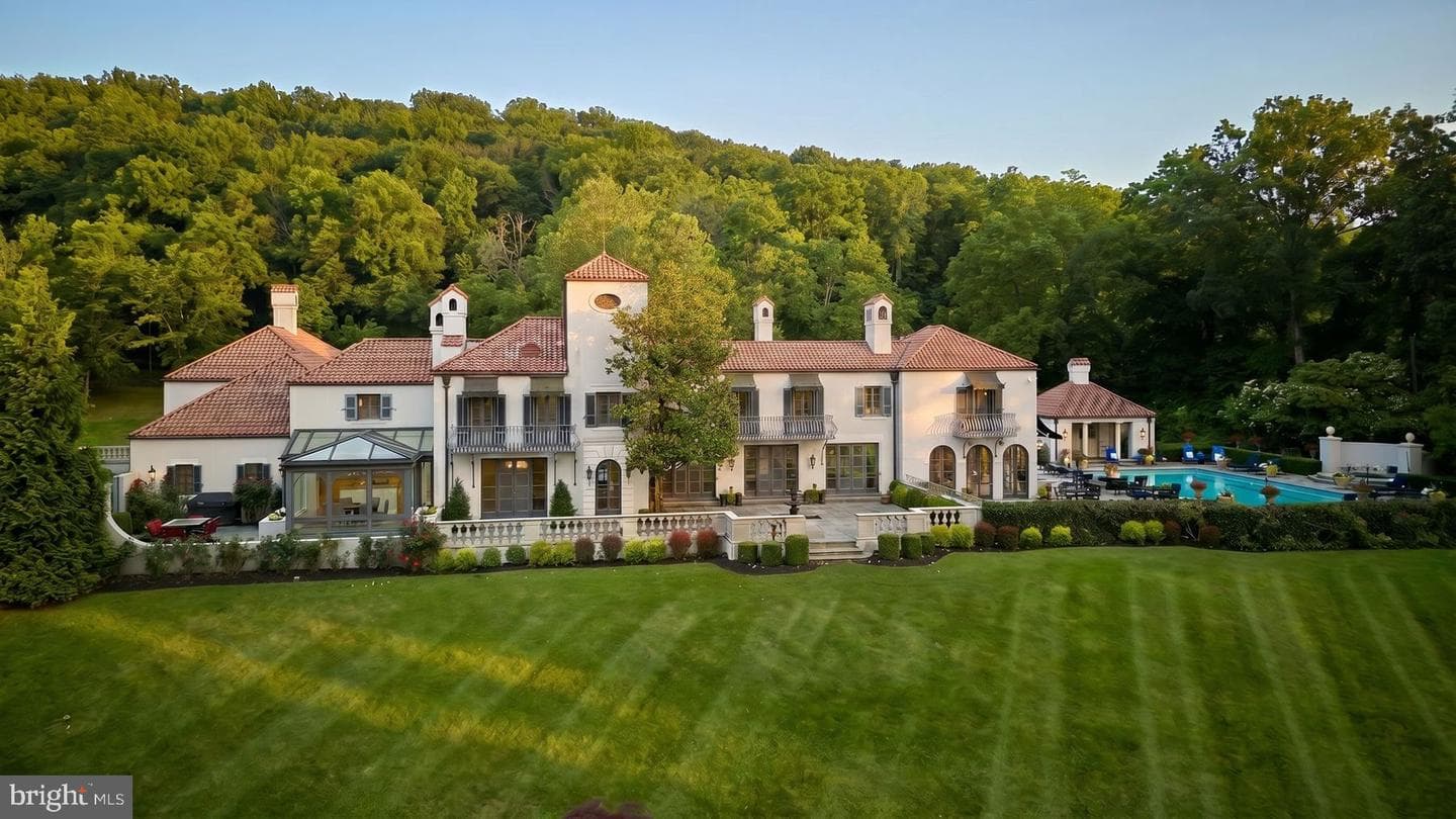 3052 River Road photo 7
