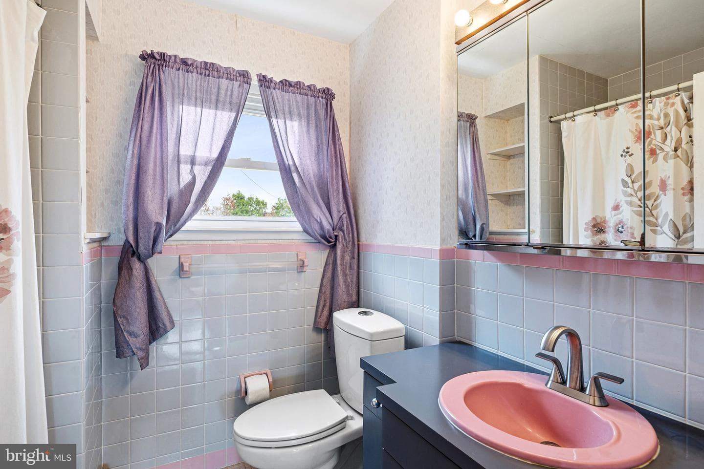 282 Henry Avenue photo 14