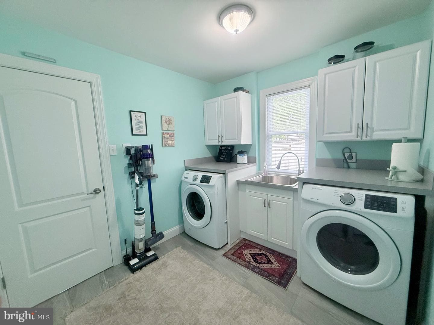 501 Stanford Road photo 31