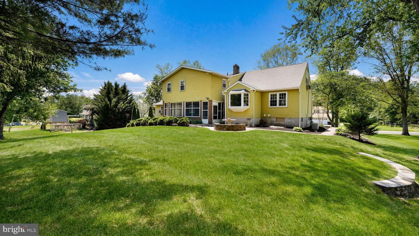 45 Squirrel Road photo 39