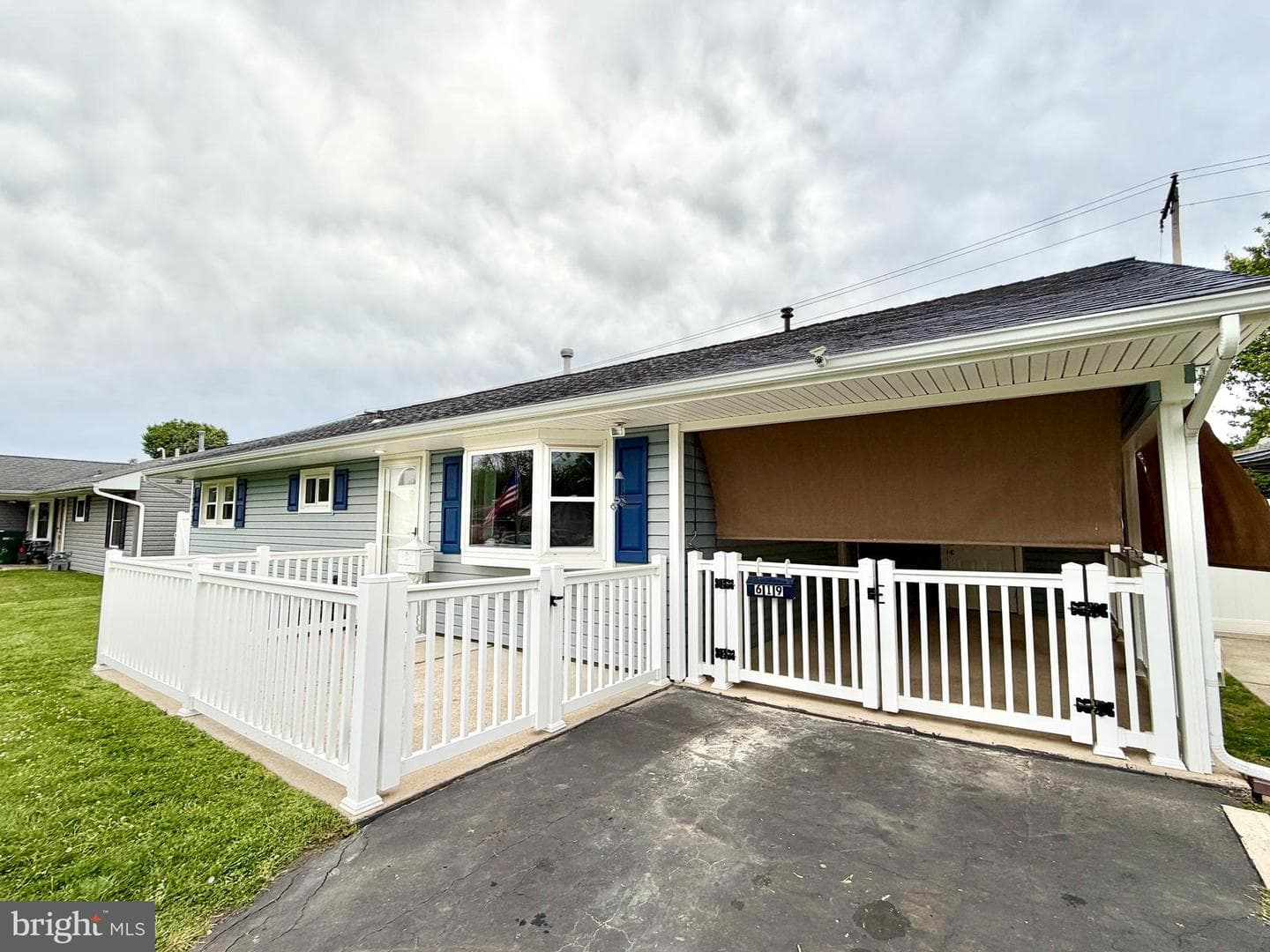 619 Beaumont Road photo 4