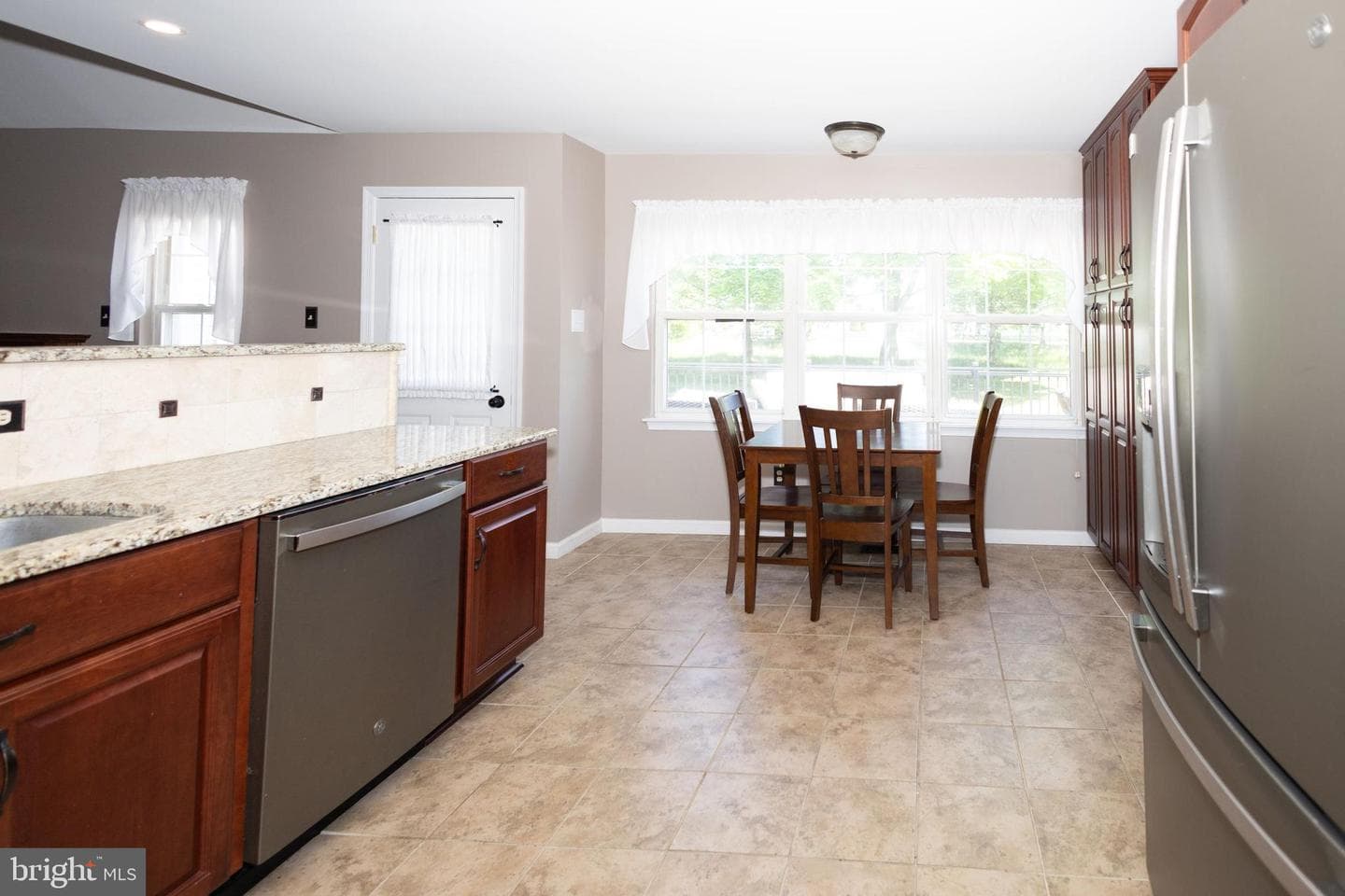 5466 Wildwood Crossing photo 27