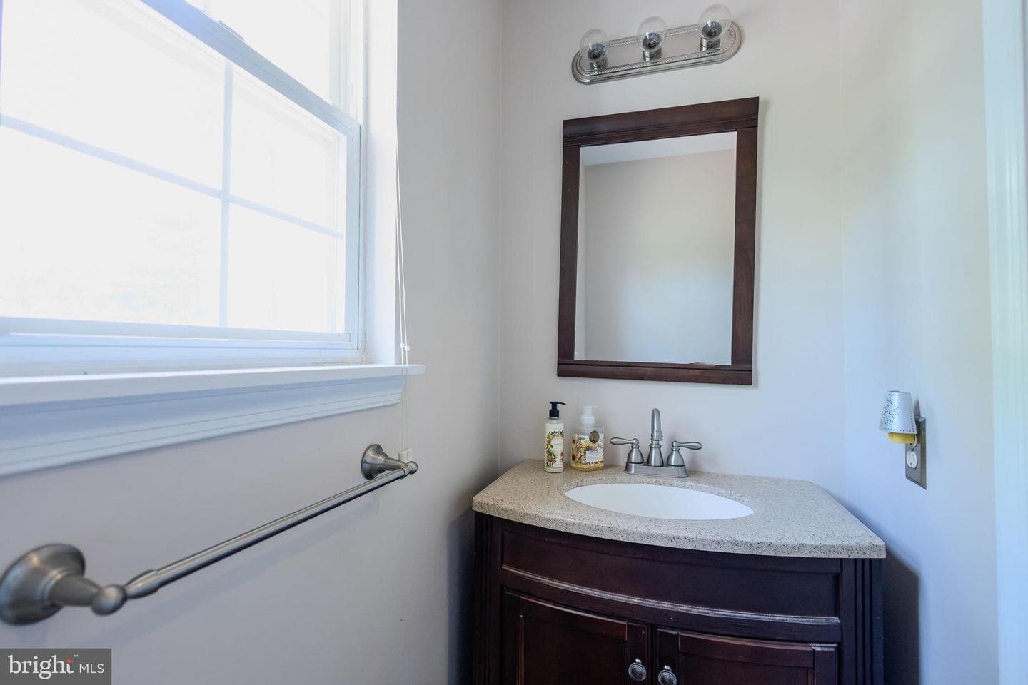 5466 Wildwood Crossing photo 36