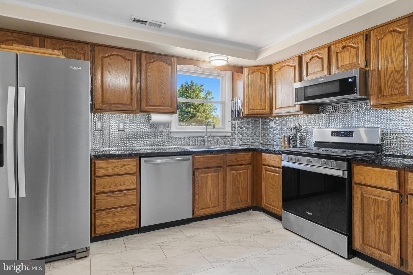 1519 Nevarc Road photo 11