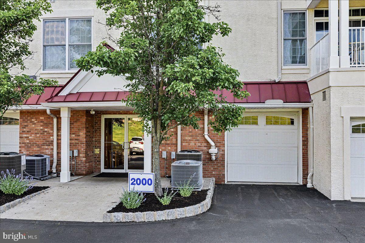 2103 Meridian Boulevard #2103 photo 46