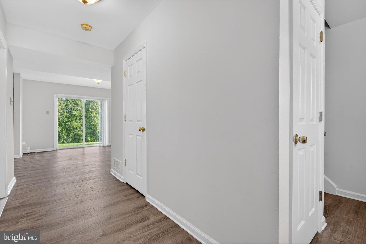 2539 Sanibel Court photo 5