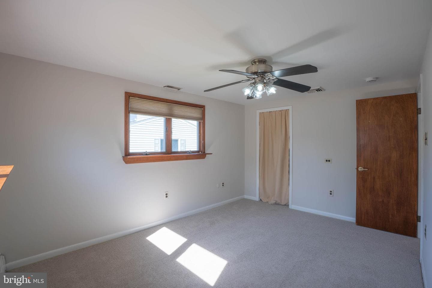 2022 Herrick Avenue photo 26