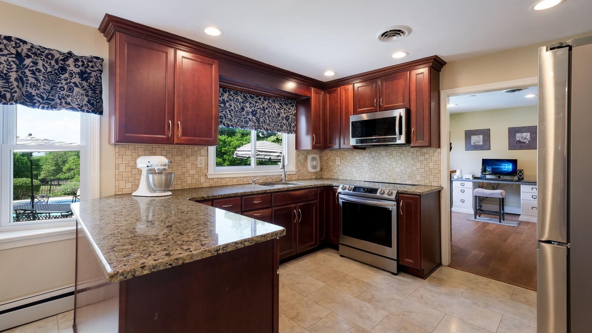 54 Beth Drive photo 12